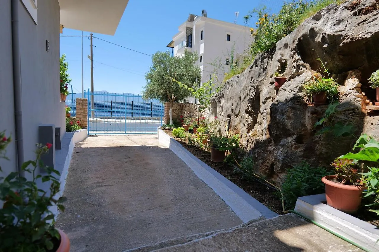 Villa Seventh Heaven Sarandë 0*,